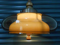 Jaren 70 Plexiglas Hanglamp met houten greep 1